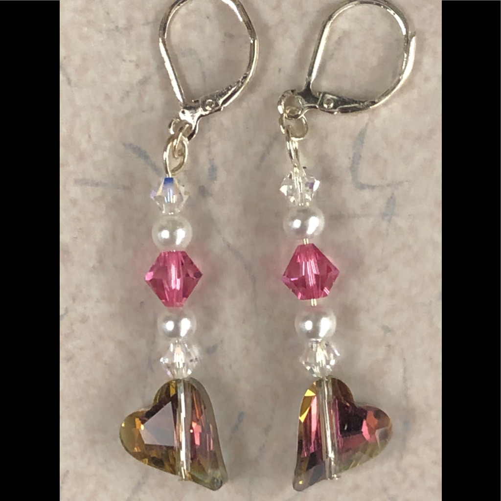Hp-Twisted Heart Earrings